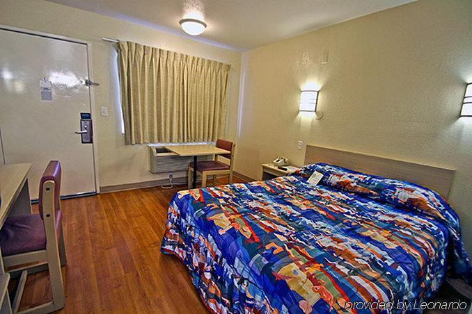 Motel 6-Mcallen, Tx Eksteriør bilde