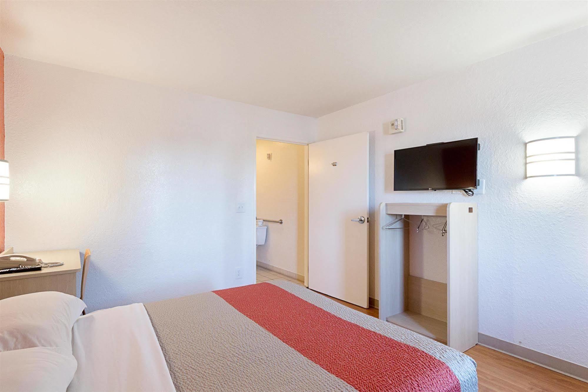Motel 6-Mcallen, Tx Eksteriør bilde